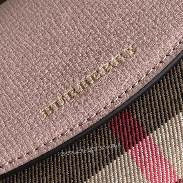Burberry專門店新款手掌紋牛皮配格紋女士短夾錢包 巴寶莉經典款翻蓋短夾 yxb1046